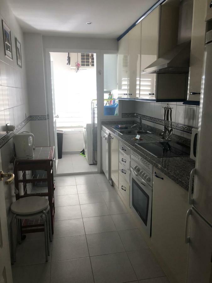 Puerto De La Duquesa Sea View Apartman Manilva Kültér fotó