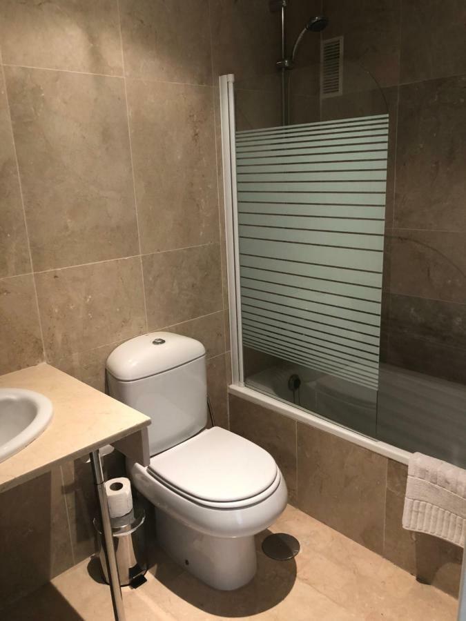 Puerto De La Duquesa Sea View Apartman Manilva Kültér fotó